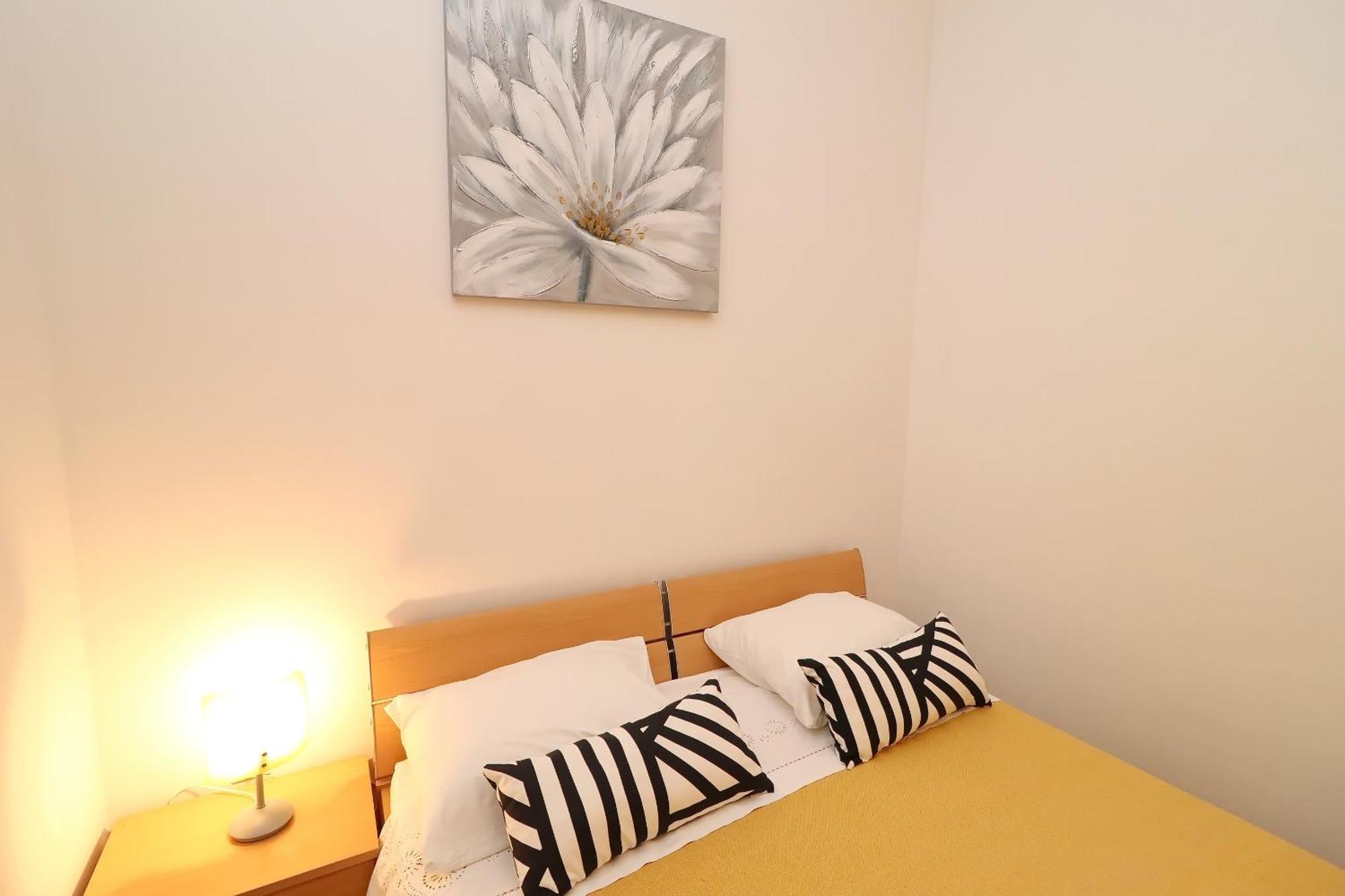 K & N Apartment