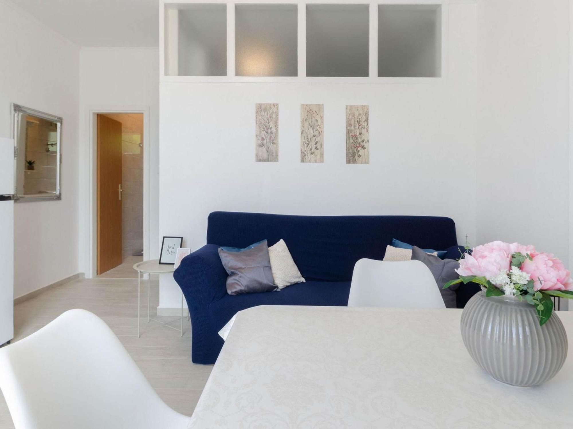 K & N Apartment *